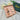 Yukinori Kira -peilikorvakorut tuovat asuusi kullanhohtoista näyttävyyttä ja modernia muotoilua. Tilaa kotimaiset korvakorut itselle ja lahjaksi LOV!Tilta!